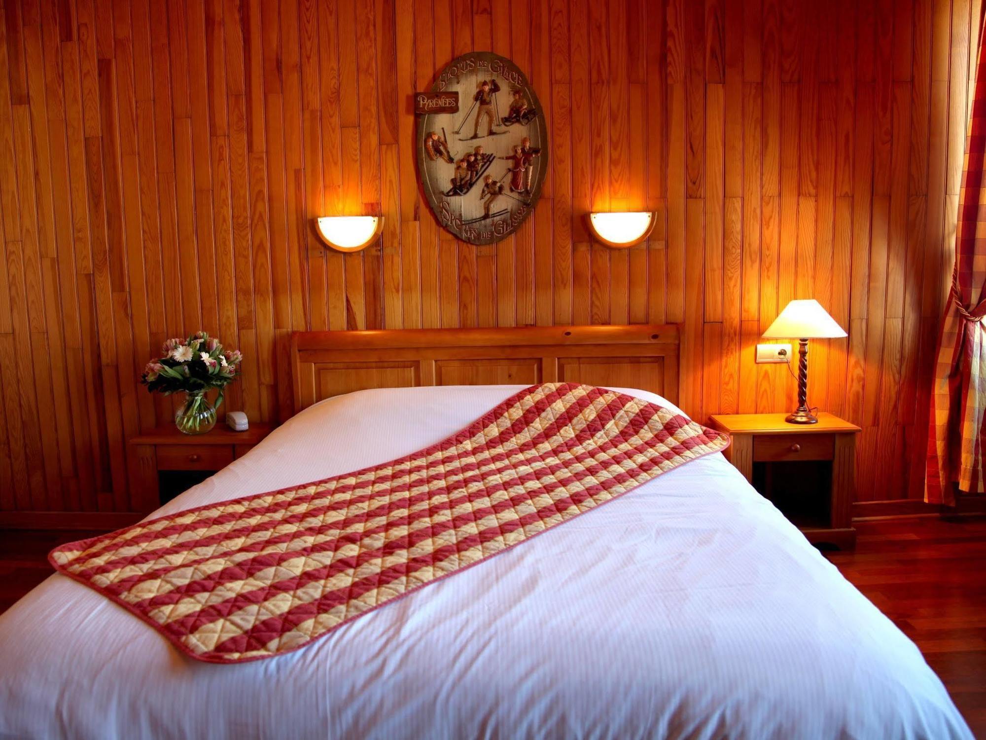 Logis Hotel Des Bains Gérardmer Eksteriør bilde